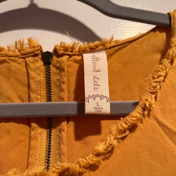 Altard State Dress - Picture 2 of 3